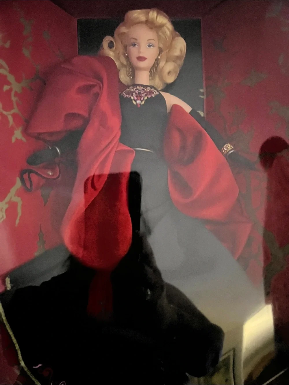 VNT Barbie Mann's Chinese Theatre Collector Doll - Red, Black & Gold Packaging